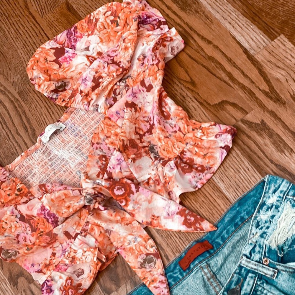 Tie front top